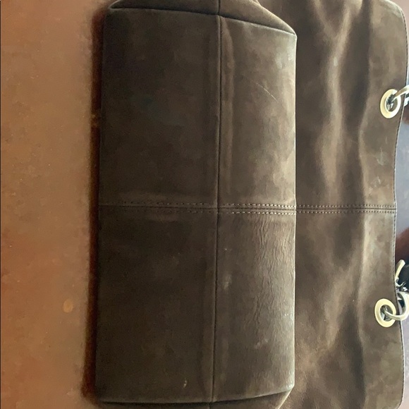 Hobo International Bucket Tote in nubuck/suede - Picture 7 of 7